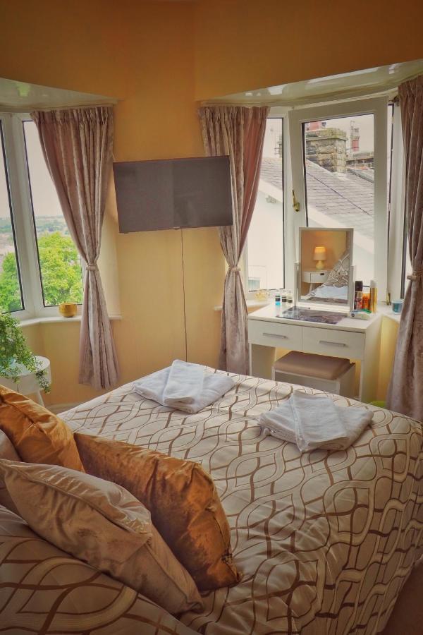 Alma Cliffe Guest House Barnoldswick Ngoại thất bức ảnh